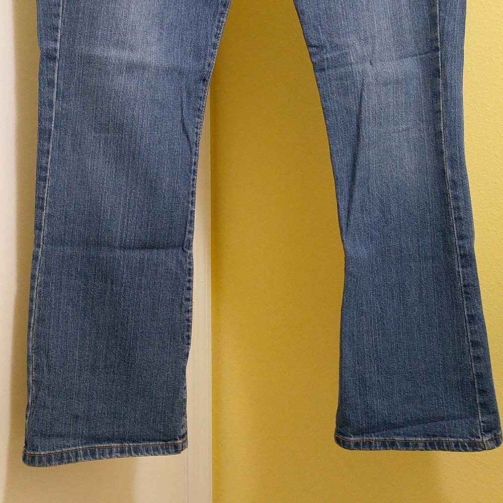 Levi's 515 Boot Cut Jeans - Sz 12S (Slim) - Picture 3 of 8